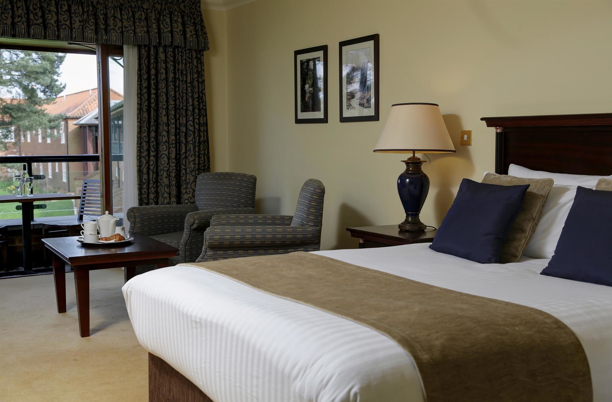 Kings Lynn Knights Hill Hotel & Spa, BW Signature Collection 킹스린 외부 사진